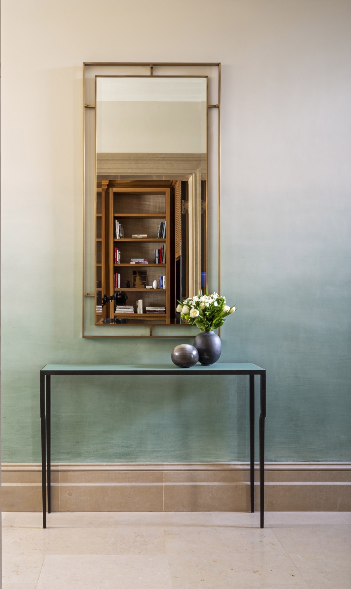 bruno-moinard-editions-cahir-mirroir-mirror-niobe-console-table-private-house-london