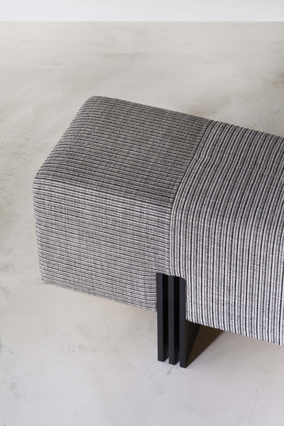 bruno-moinard-editions-appua-bench7347-v2