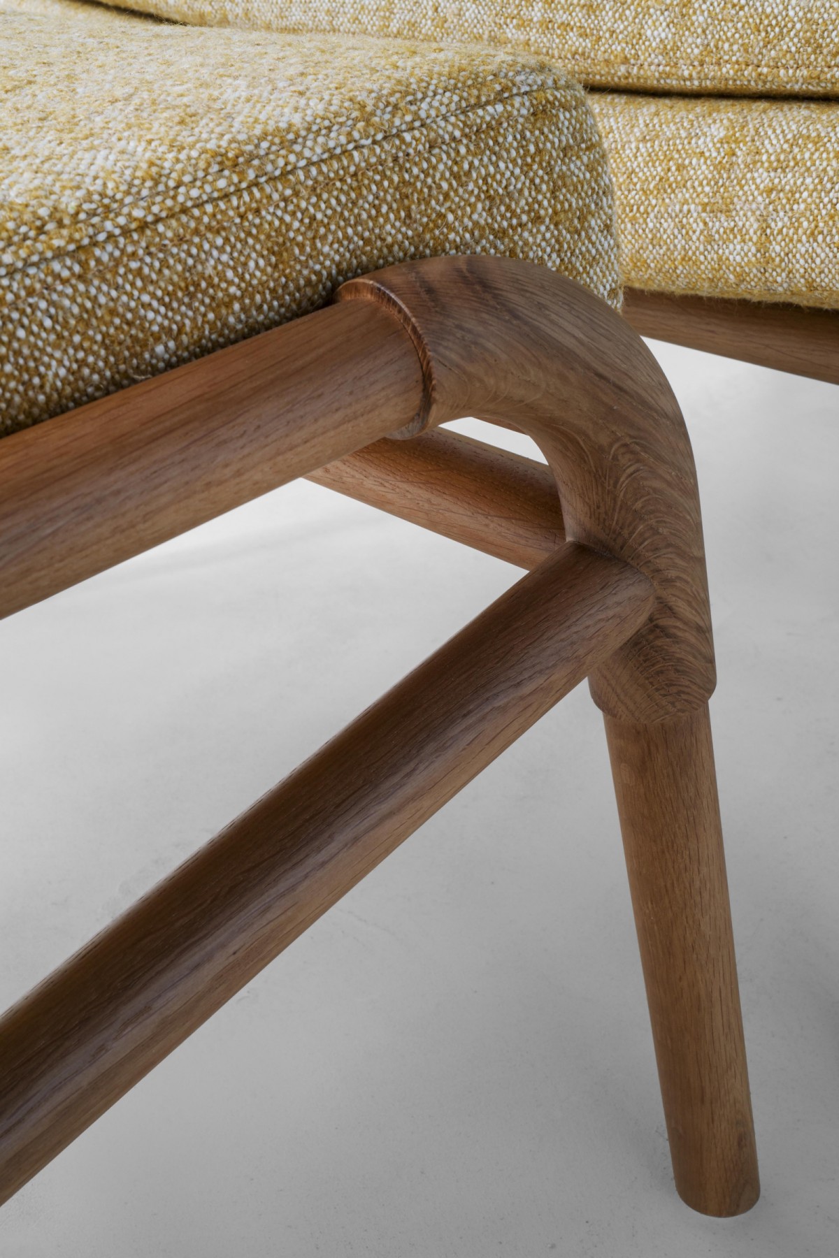 bruno-moinard-editions-bilbao-easy-chair-detail-bme-01-2025