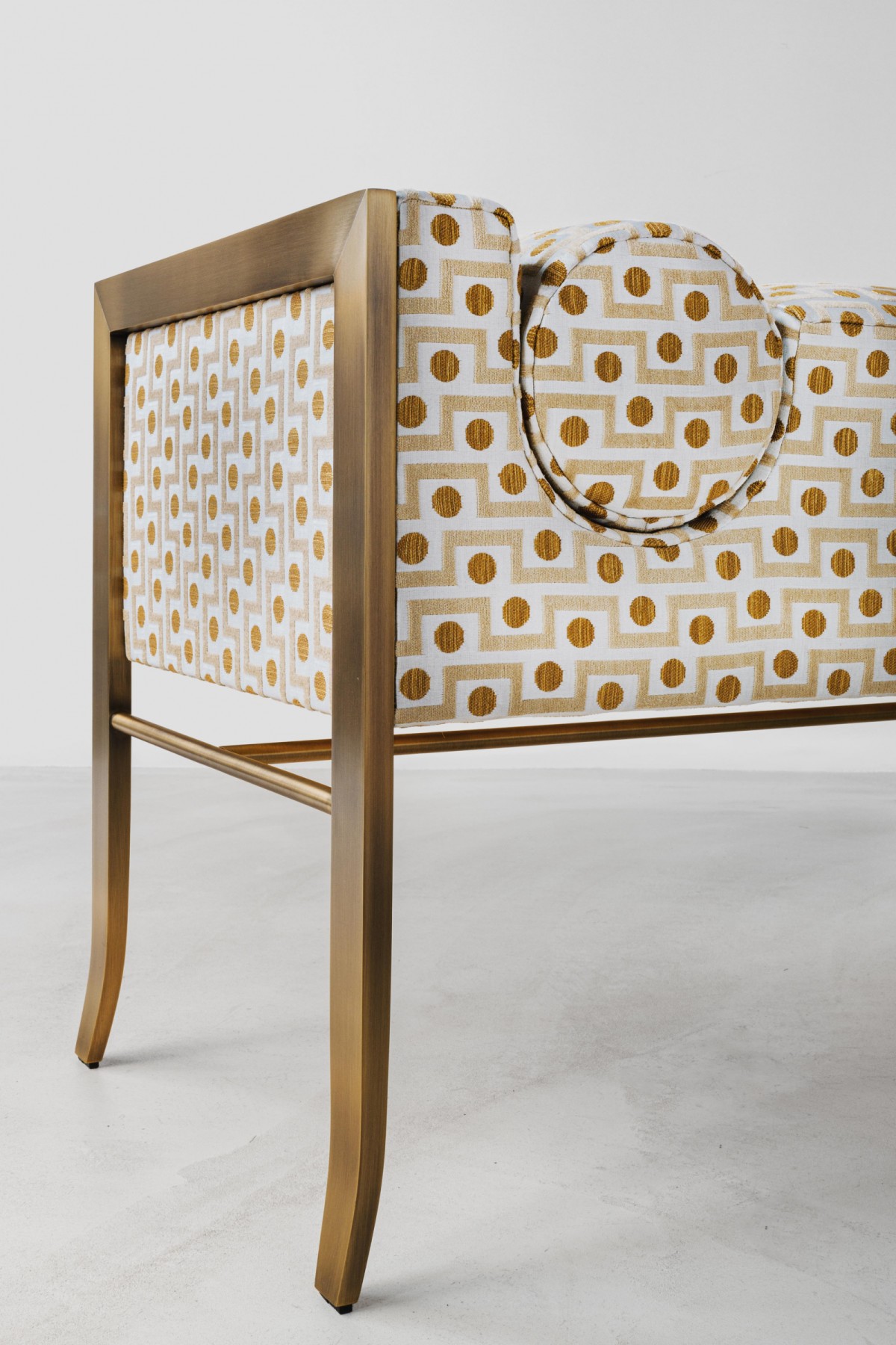 bruno-moinard-editions-bench-courtrait-detail-2-bme-01-2025