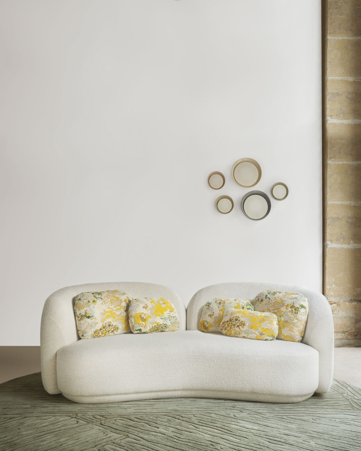 bme-2022-moshi-canape-03-bn-a-retouche