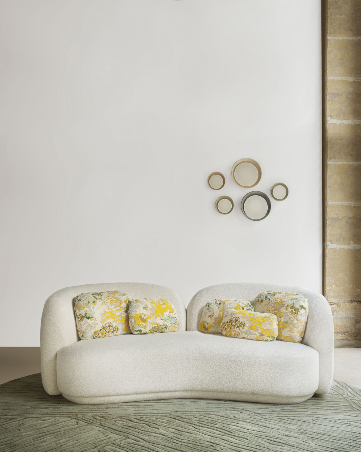 bme-2022-moshi-canape-03-bn-a-retouche