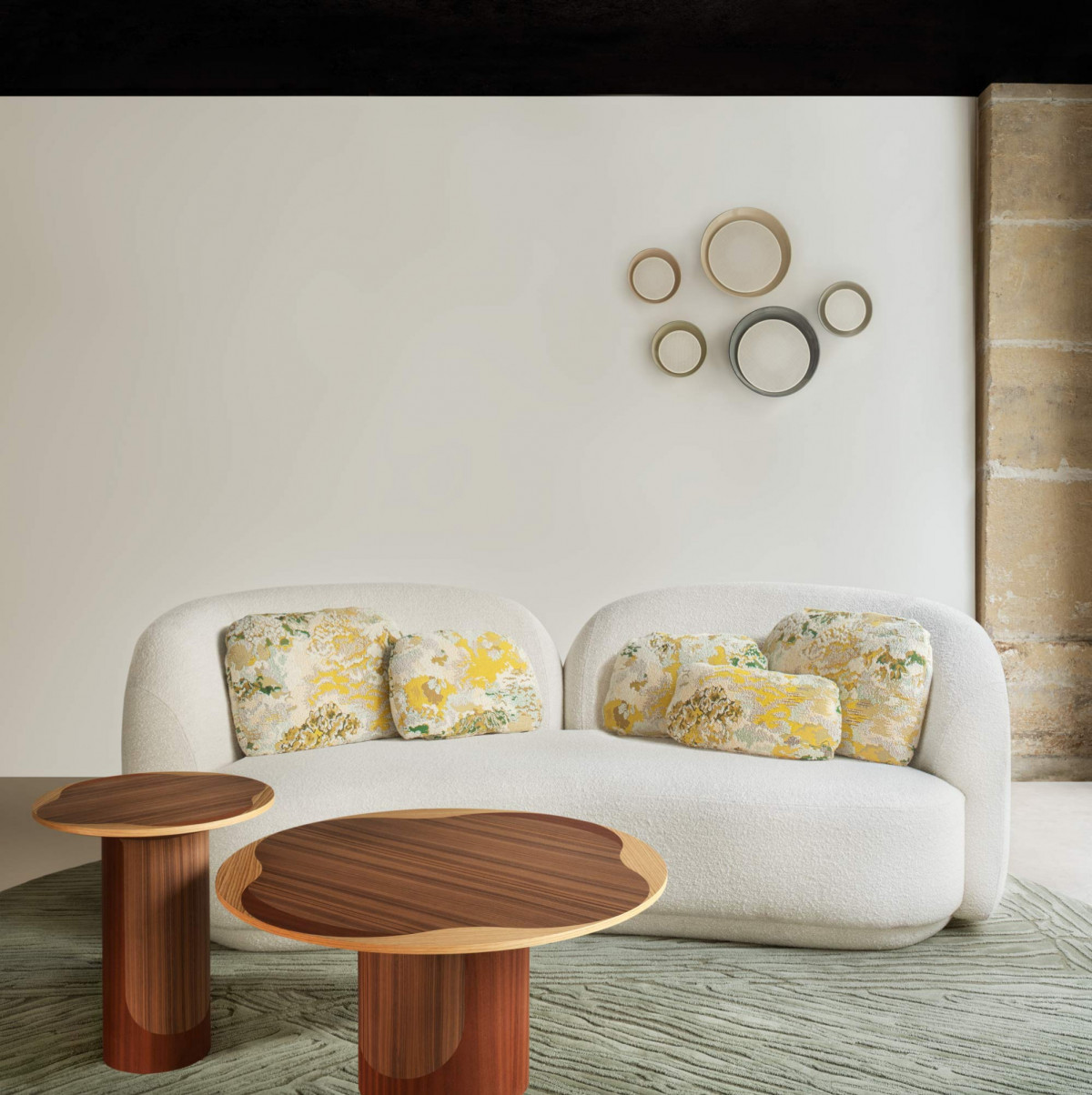 bme-2022-moshi-canape-et-tables-leyden-01-bd