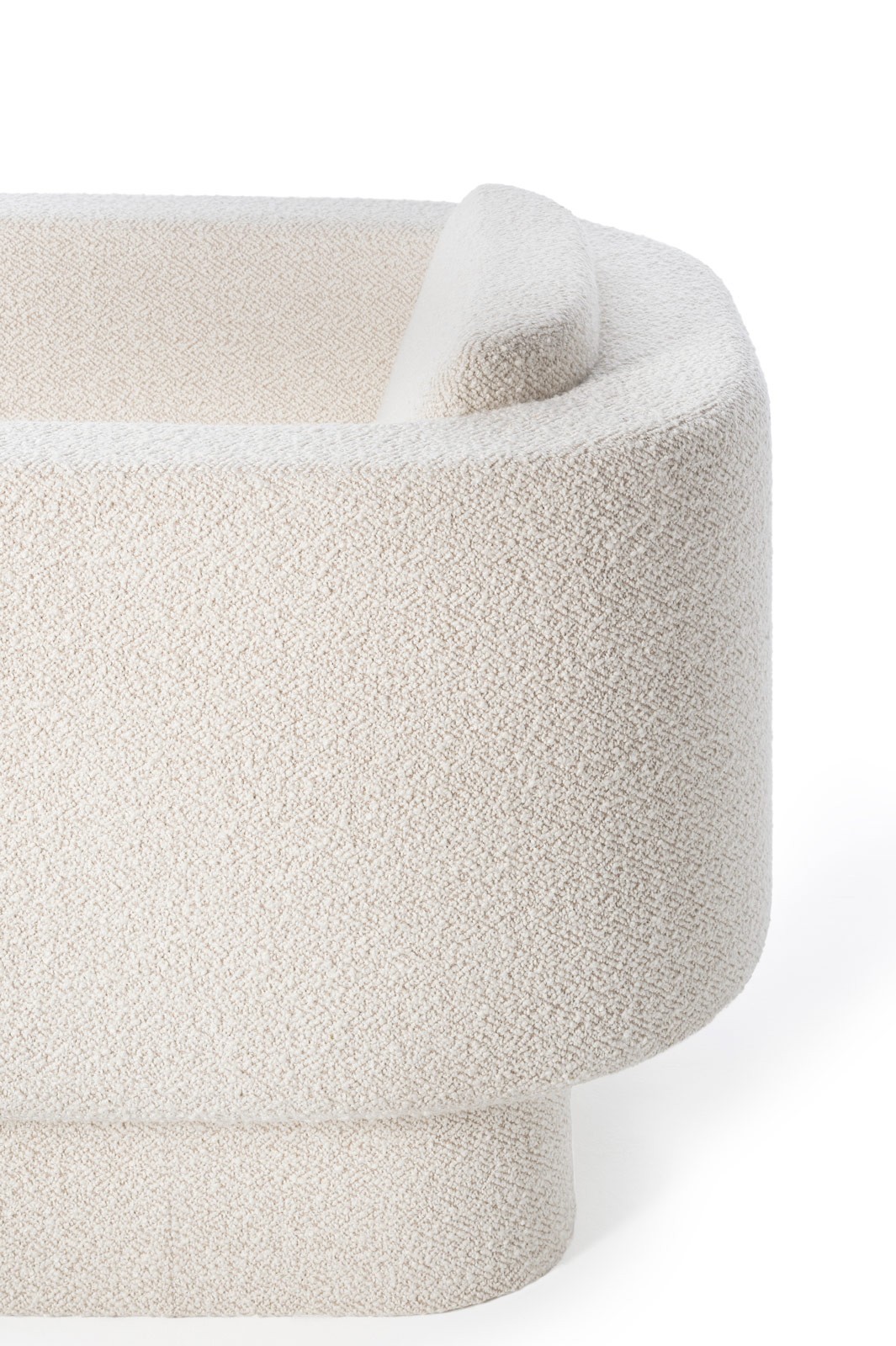 bruno-moinard-editions-nashville-grand-fauteuil-large-armchair-all-upholstered-courbe-curve-profile-bouclette-ecru-madeinfrance-
