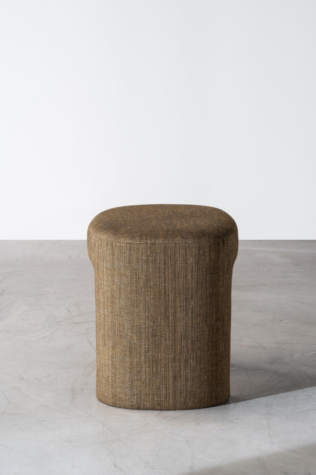bme-2023-tabouret-ponza-0537