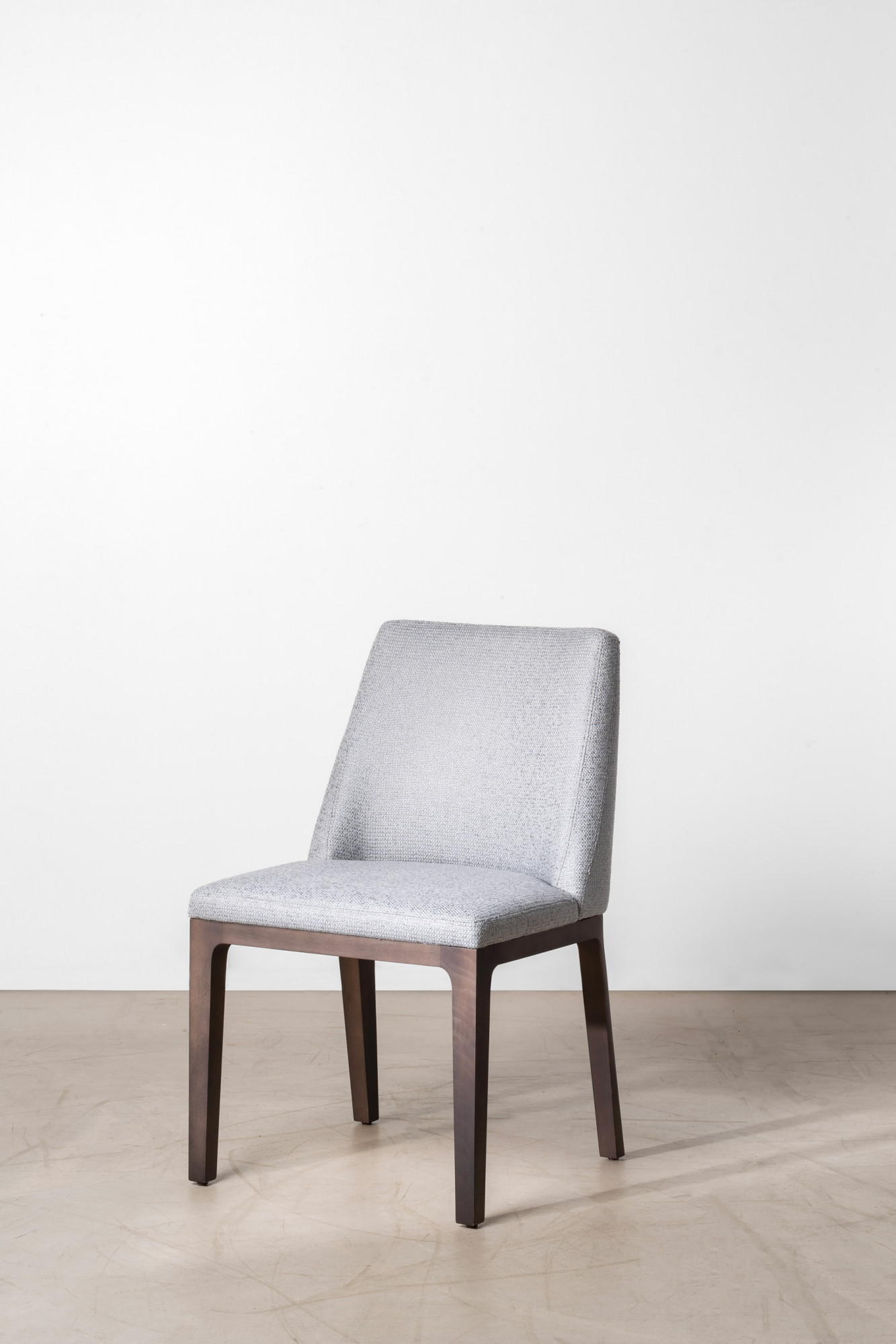 012-bme2023-chaise-vernon