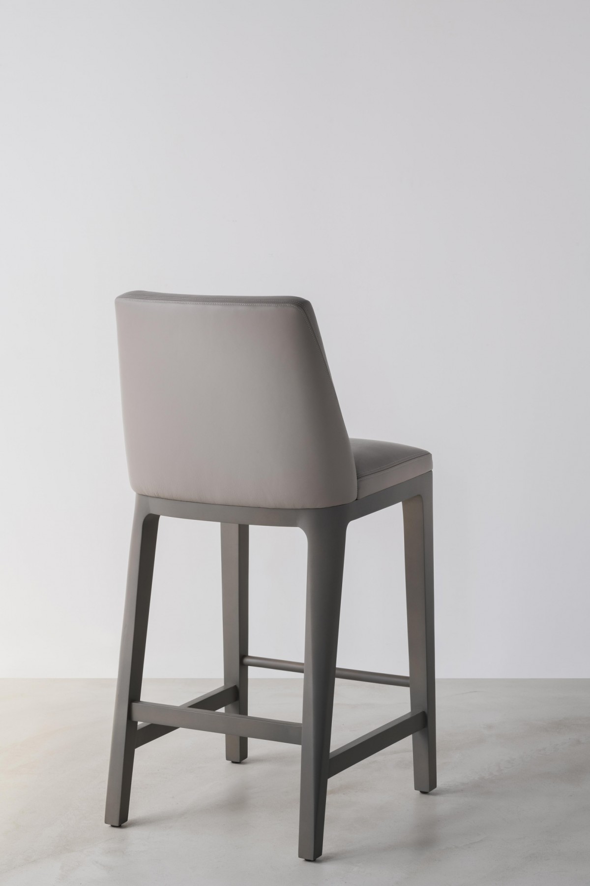 bruno-moinard-editions-vernon-bar-stool-back-bme-01-2025