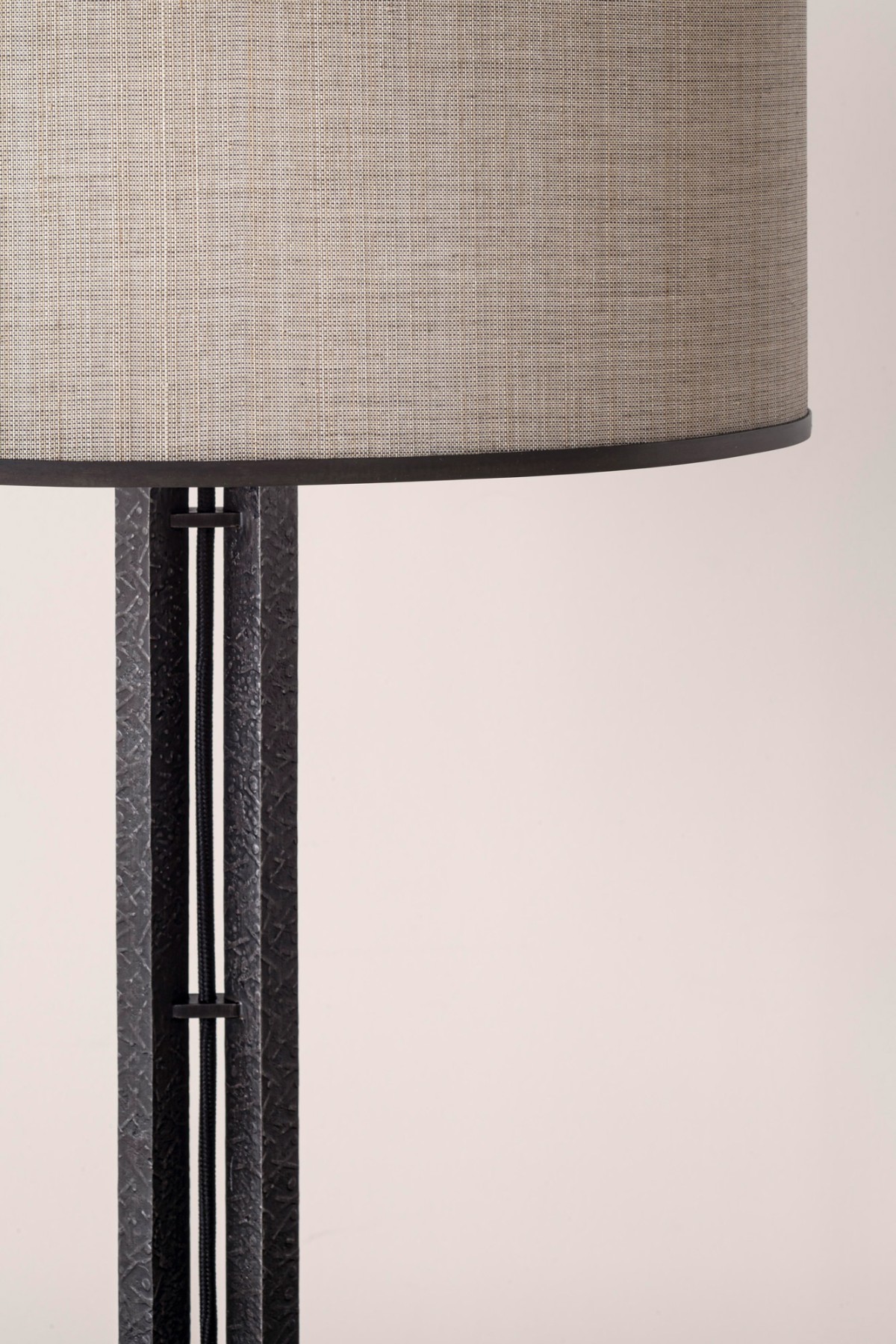 bruno-moinard-editions-bakar-lamp-detail-3596