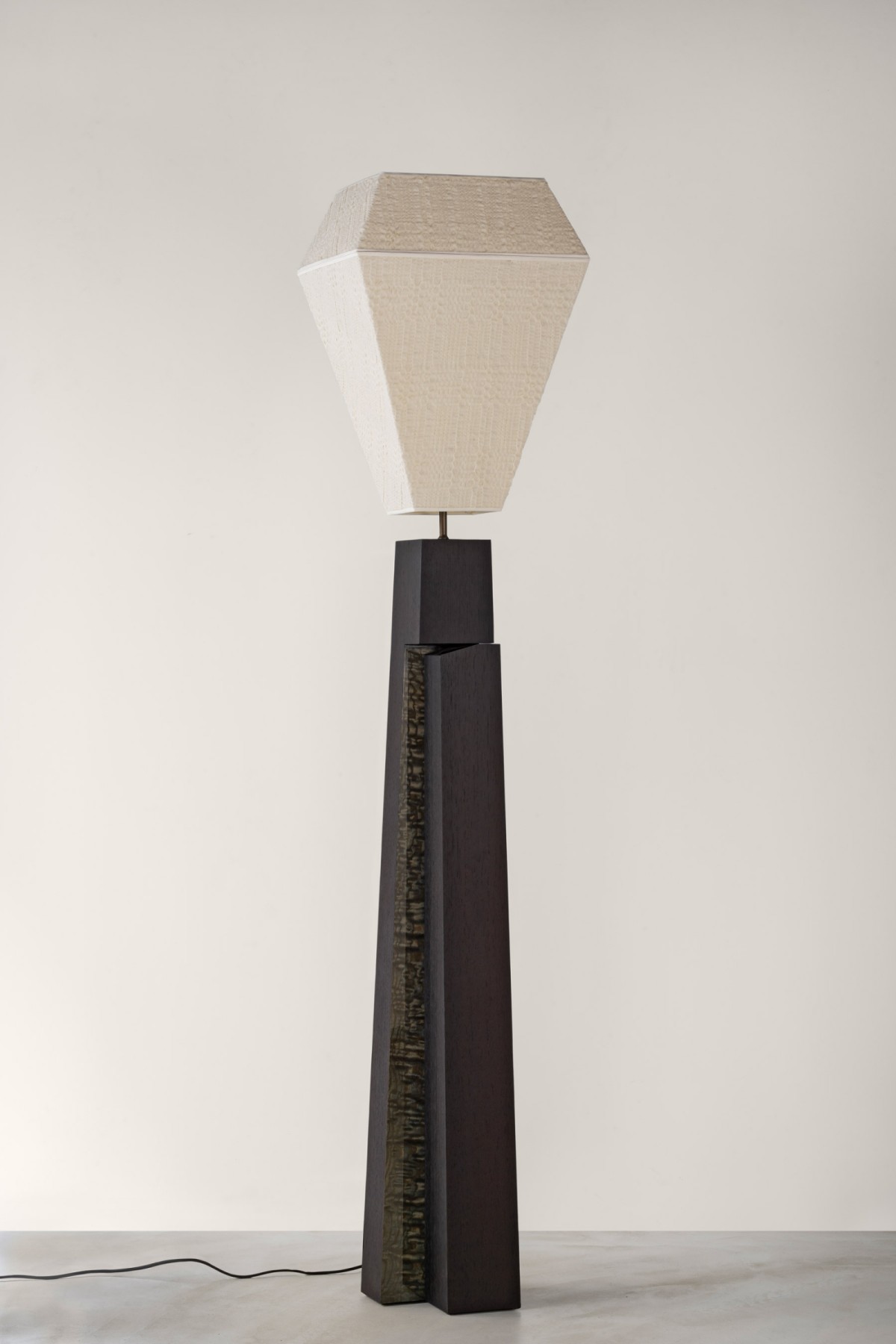 bruno-moinard-editions-2025-etretat-floor-lamp-029-bme-2-2025