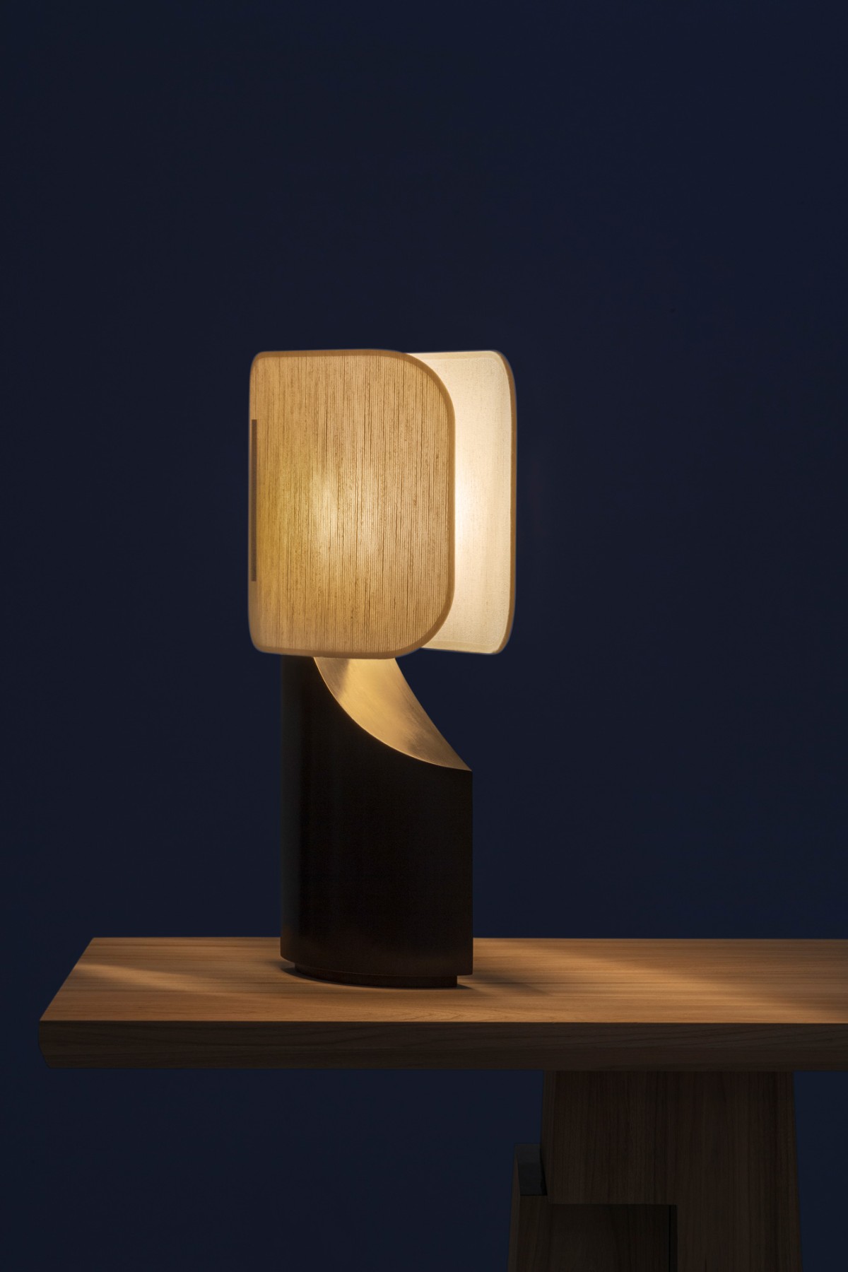 bruno-moinard-editions-ibiza-tablelamp-lampe-design-new-bronze-noir-voile-abatjour-lampshade-sails-madeinfrance-bd