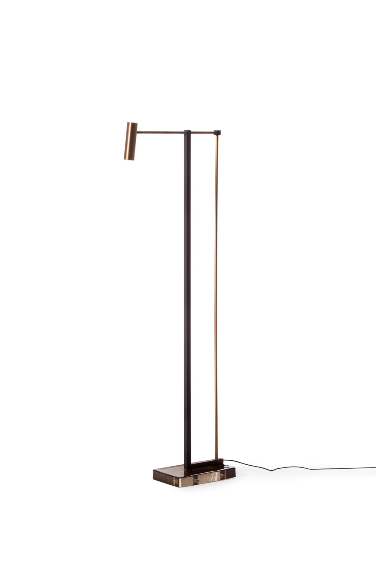 bruno-moinard-editions-naas-floorlamp-liseuse-office-leger-light-elegant-laiton-brass-verre-verrefume-smokeglass-led-bd