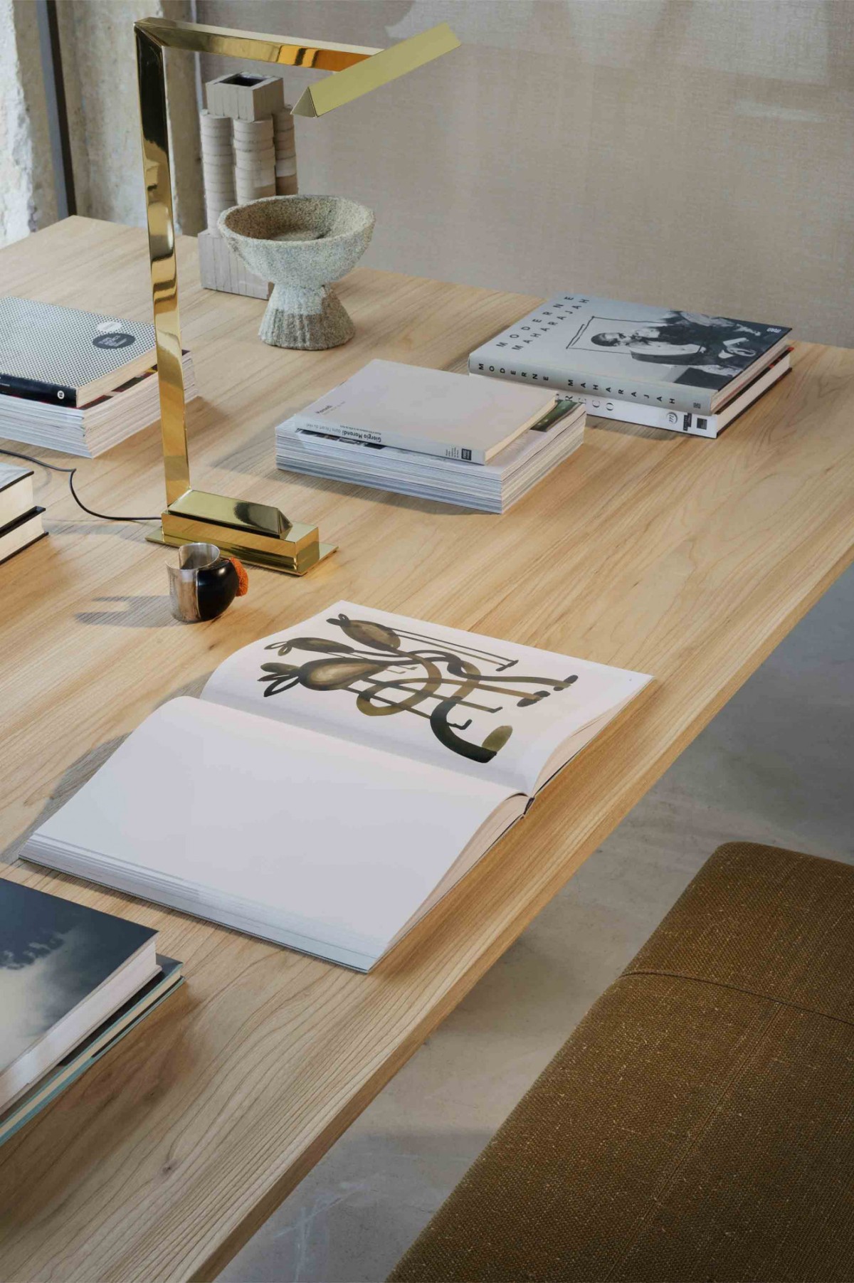 bme-mes-etretat-table-apua-stydd-site-2