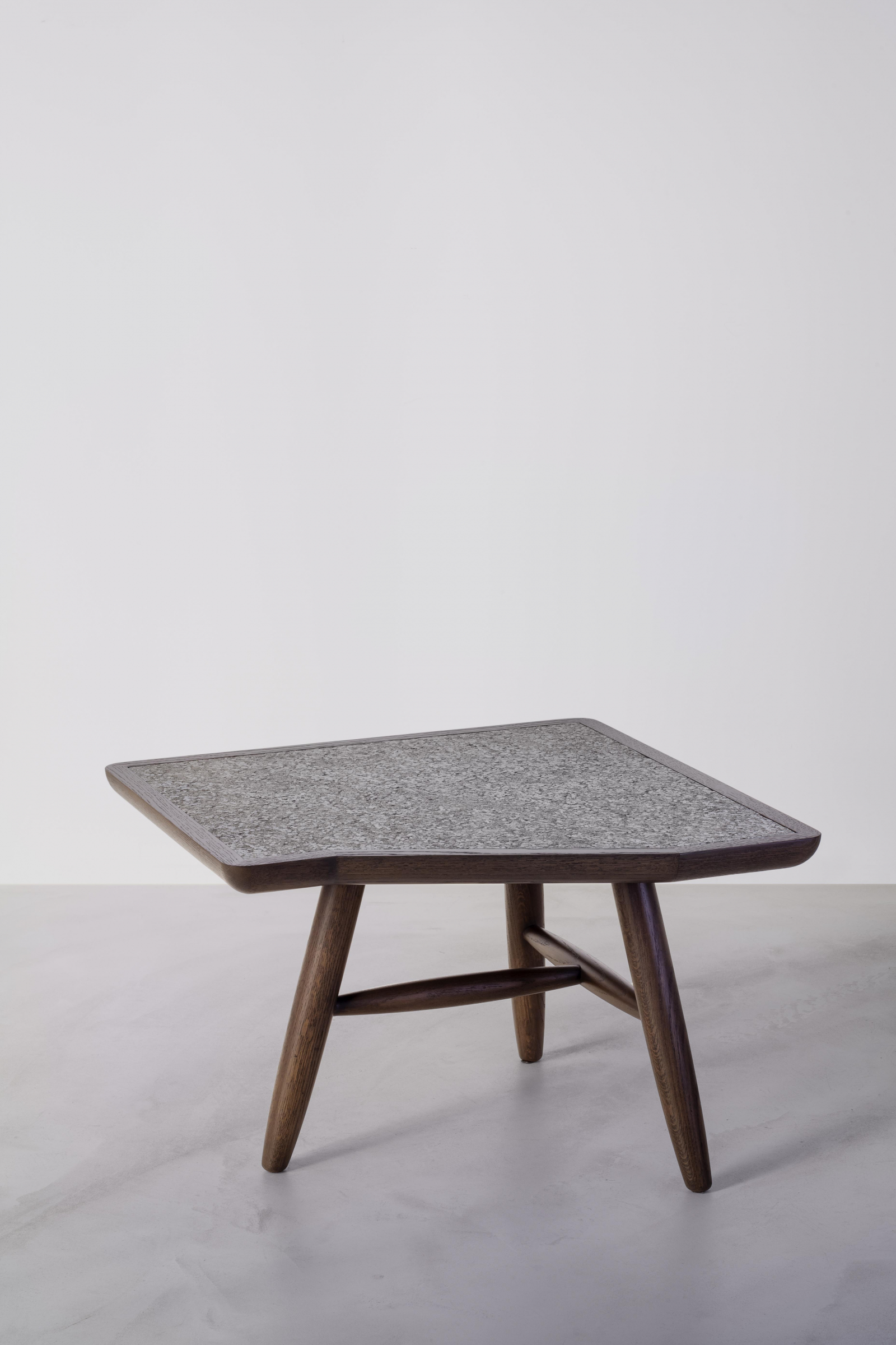 bruno-moinard-editions-chevigny-granit-coffee-table-bme-01-2025