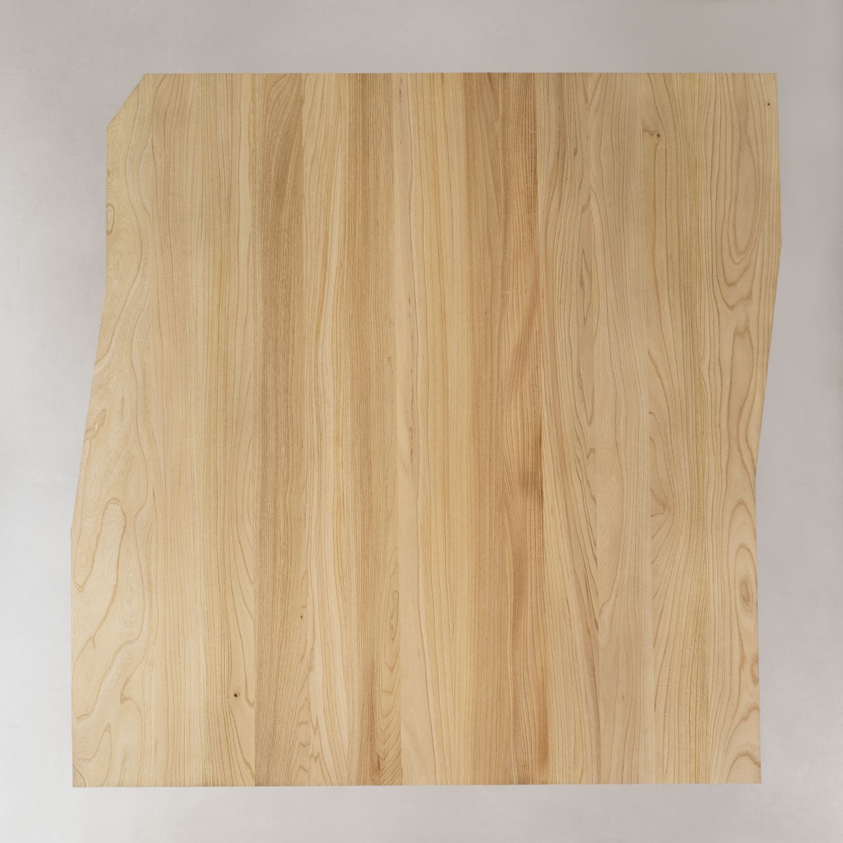 bme-2022-etretat-table-carree-04-bd