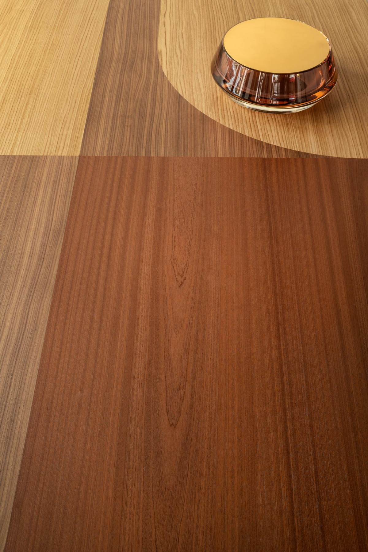 bme-leyden-table-de-repas-4-bd