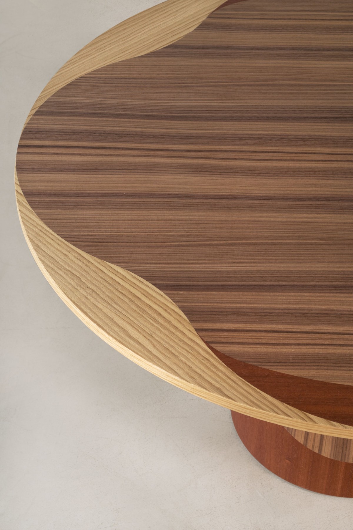 bruno-moinard-editions-table-leyden-003