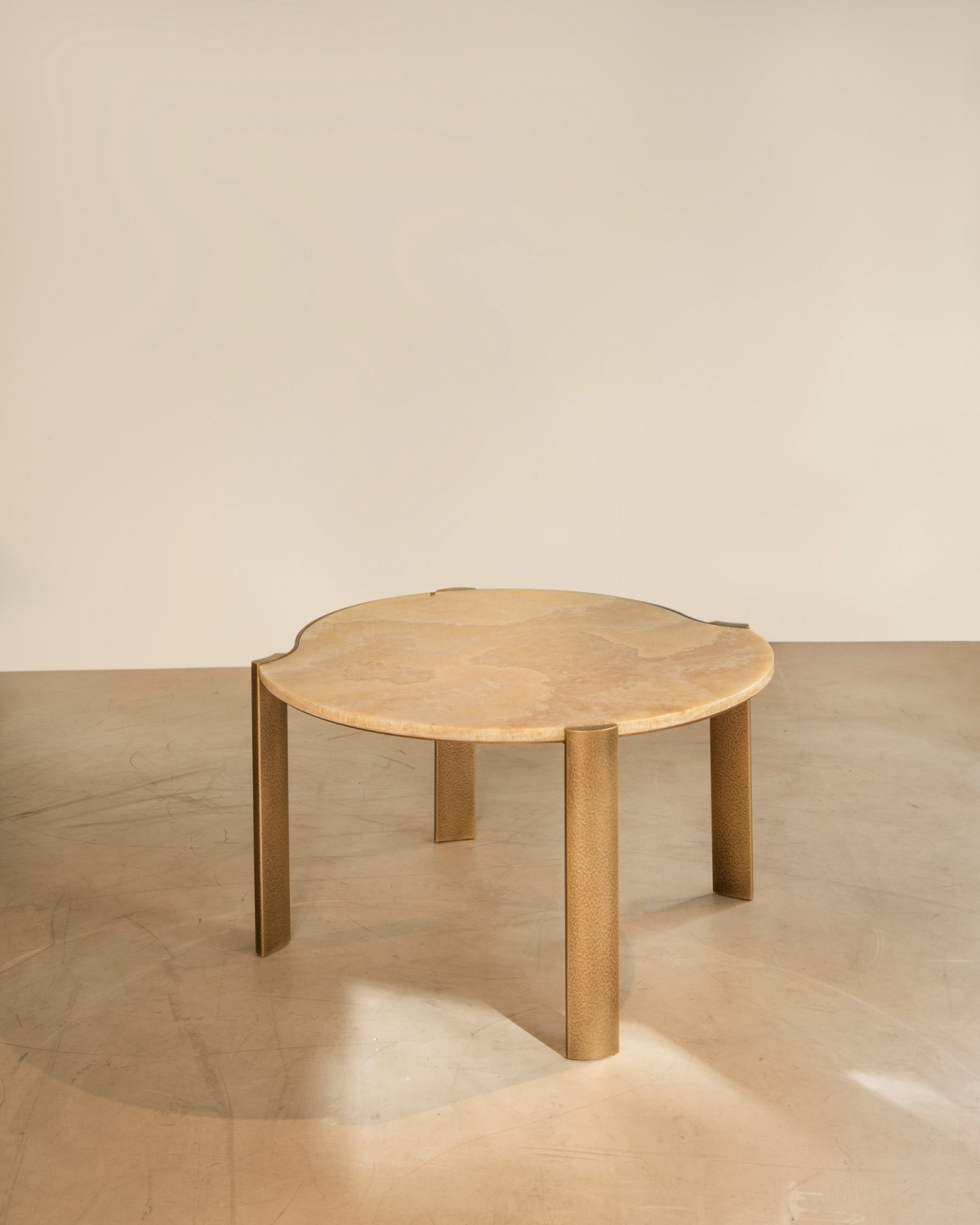 bme-2022-mougins-table-basse-hd-3