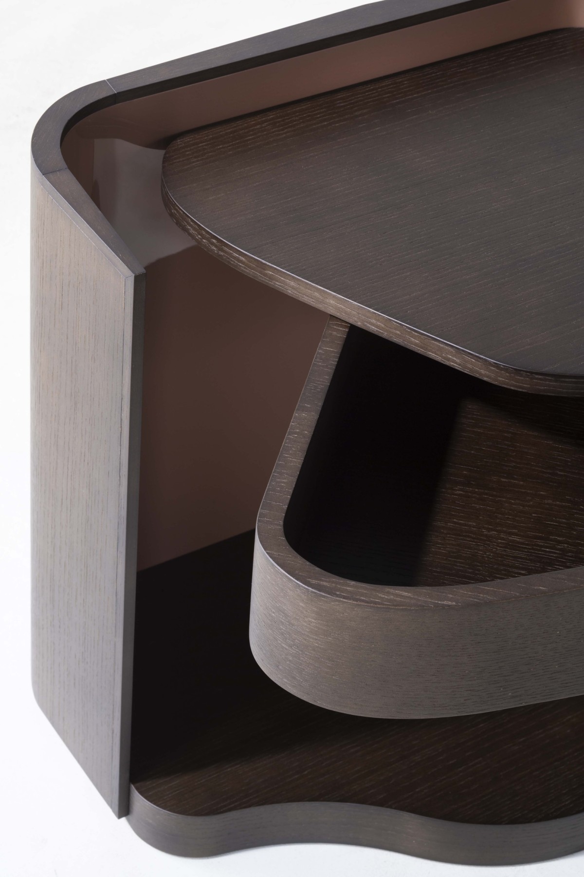 bruno-moinard-editions-sutton-chevet-side-table-7999