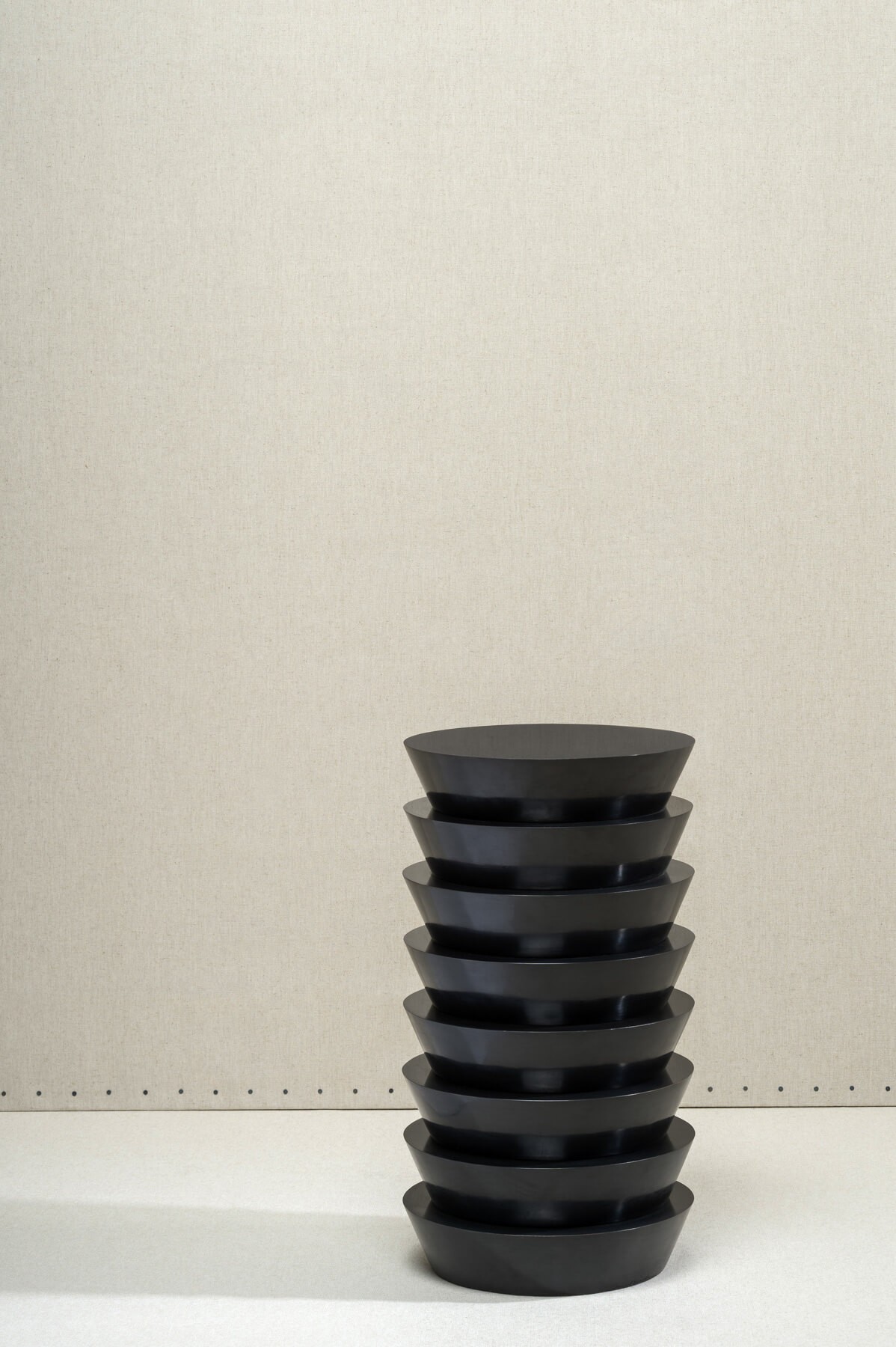 bme-zlatar-table-d-appoint-1