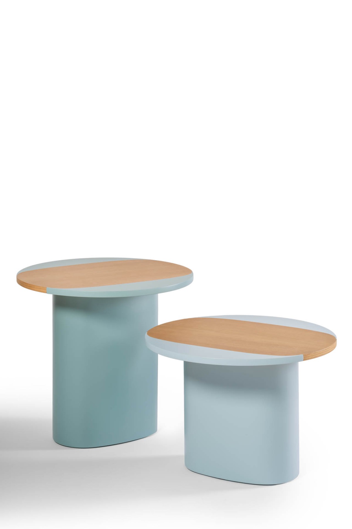 055-bme-contract-esterel-table-appoint-laque-glacier-laque-tempete-et-chene-clair
