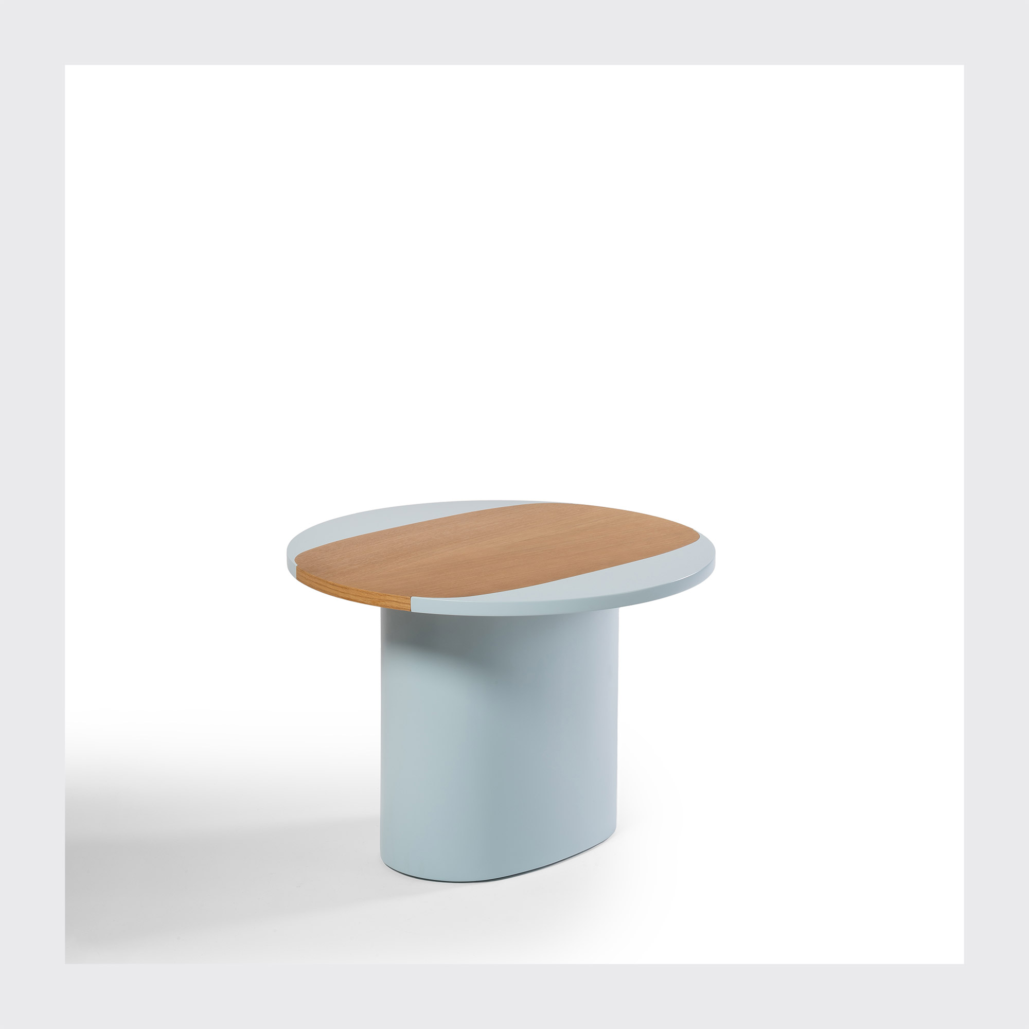table-basse-laque-glacier-et-chene-clair