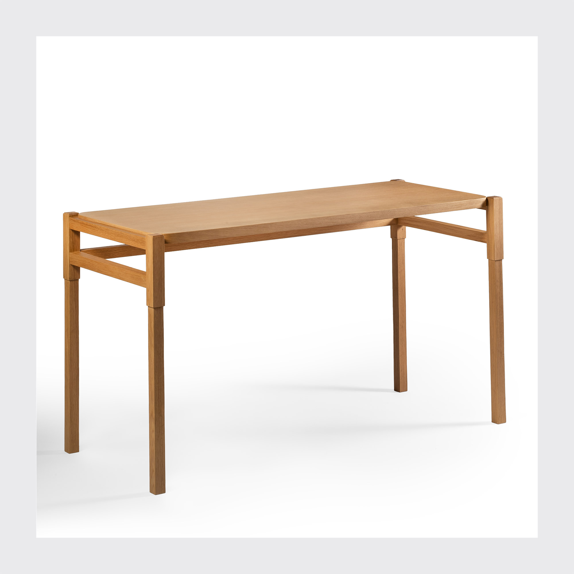 makalu-console-chene-clair