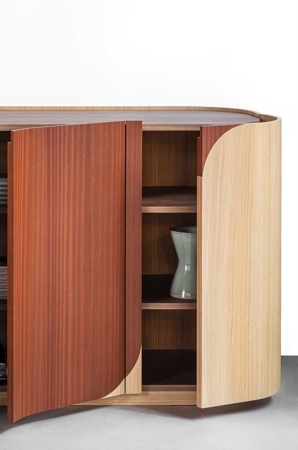 bme-leyden-sideboard-buffet-collection-mobilier-national-bruno-moinard-editions