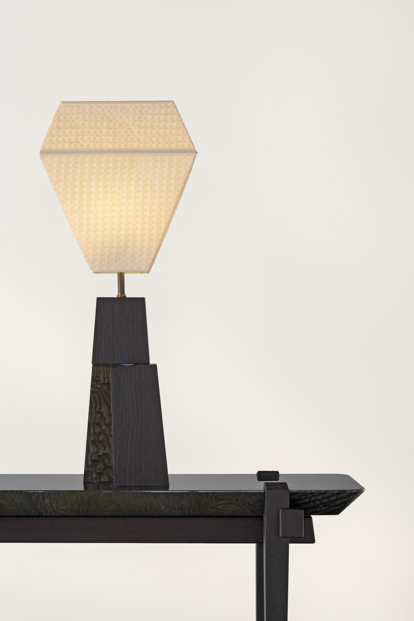 bruno-moinard-editions-lampe-etretat-lamp