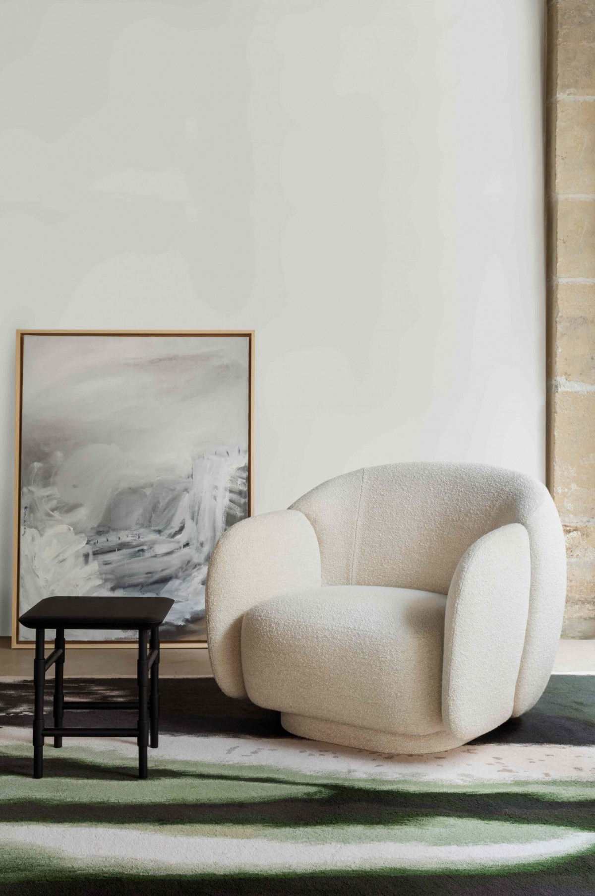 bme-2022-nice-fauteuil-ltable-d-appoint-bilbao-tapis-ancora-hd-2