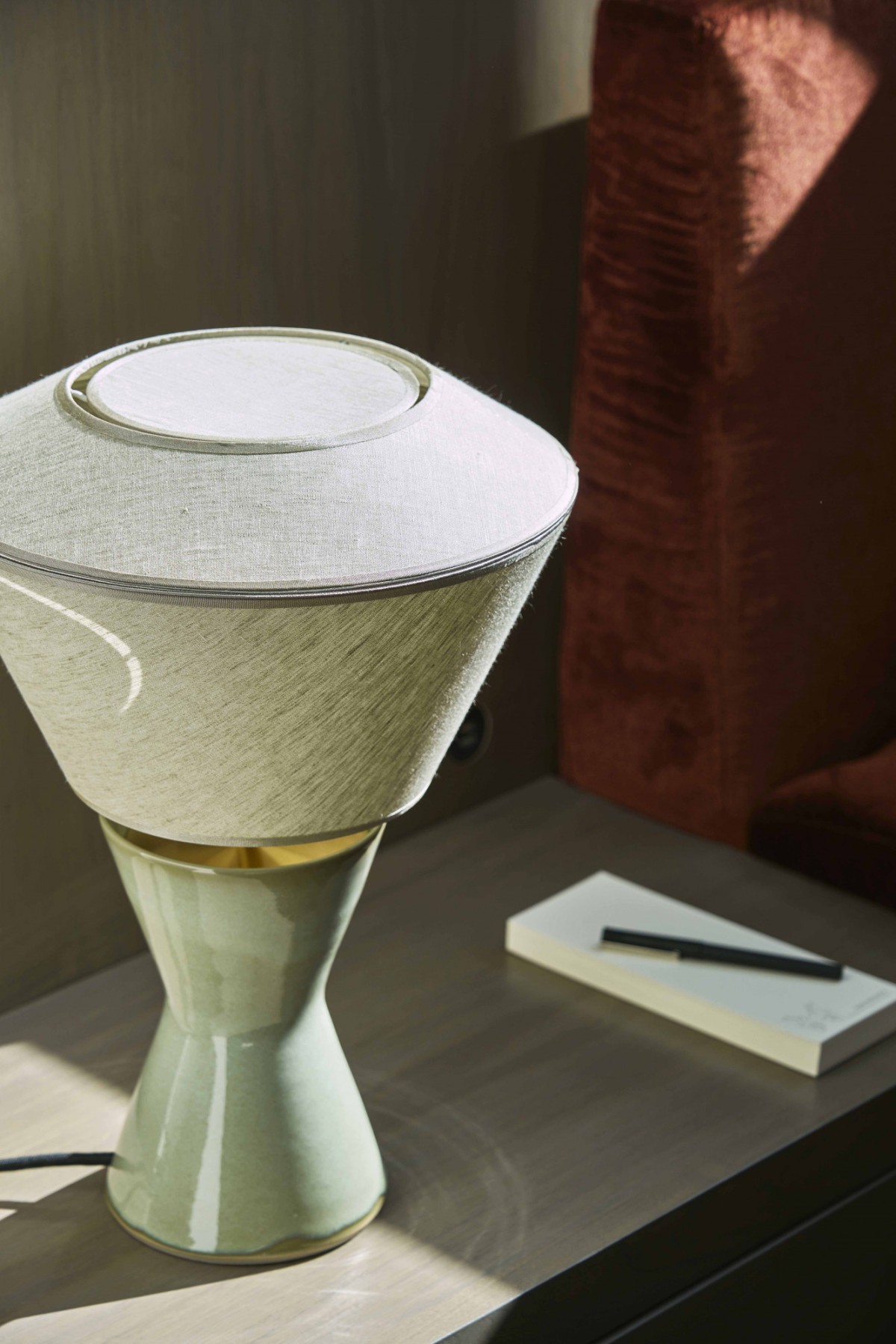 212box_collaborations_a-penthouse-in-houston_noli-lamp