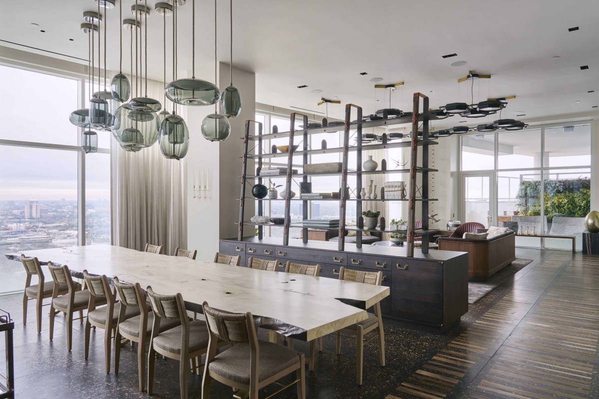212box_collaborations_a-penthouse-in-houston_pyla-chair11