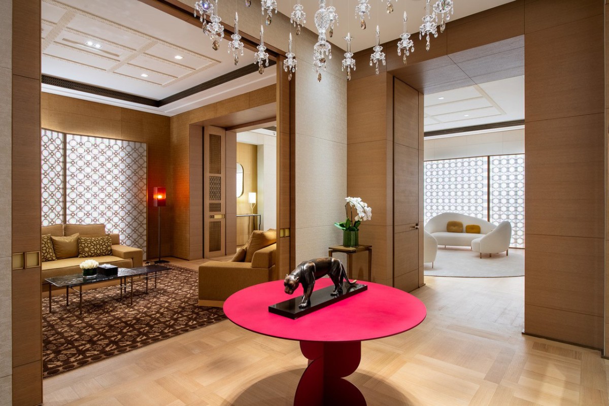 cartier_dubai-bruno-moinard-editions-piana-tari-ambato