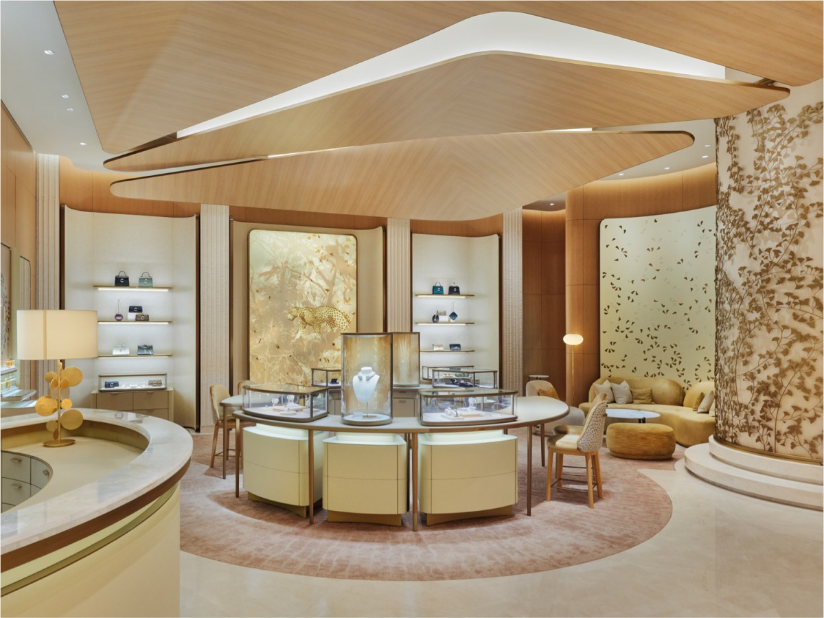 cartier-ginza-residence-bruno-moinard-editions-moshi-chauffeuse-et-ottoman