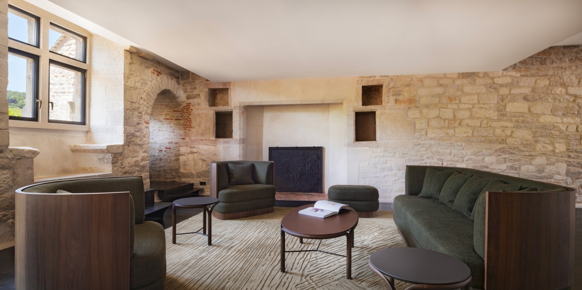 clos-de-tart-bruno-moinard-editions-morey-saint-denis-cortina-maua-senigallia