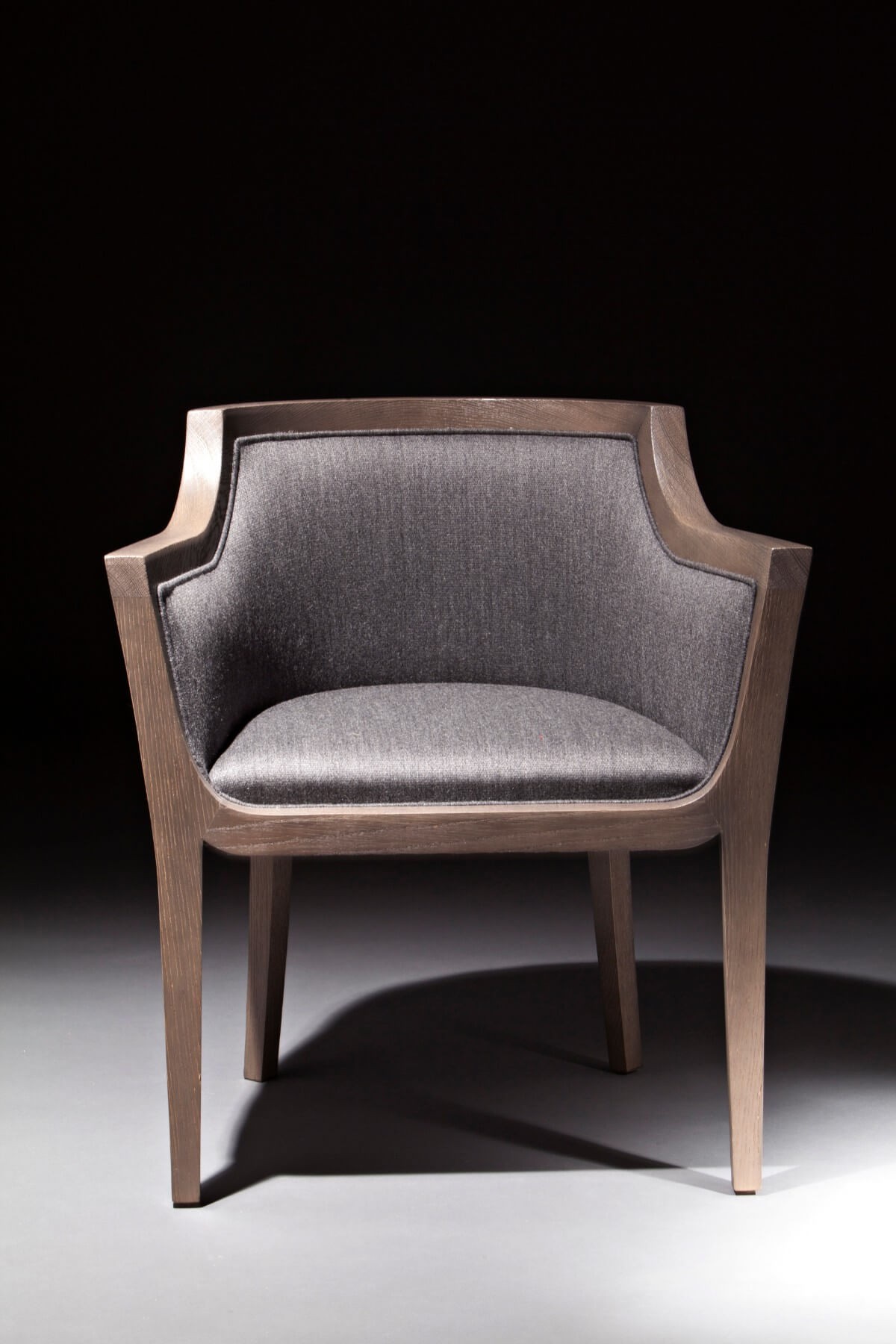 ecart-international-bme-geneve-fauteuil