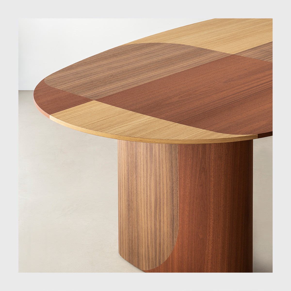 table-leyden-mobilier-national-2026