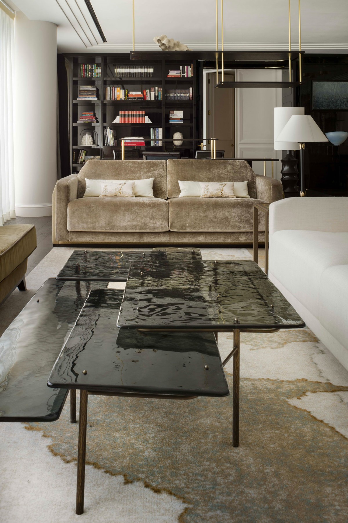 four-seasons-ten-trinity-borga-tari