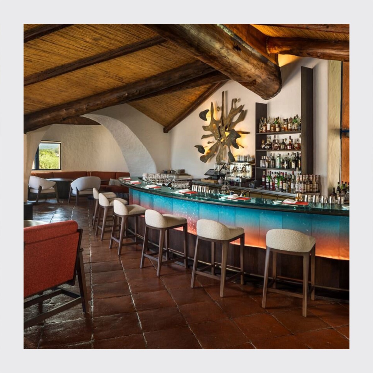 2025-matsuhisa-cala-di-volpe-canigo-stoolbar-apora-armchair