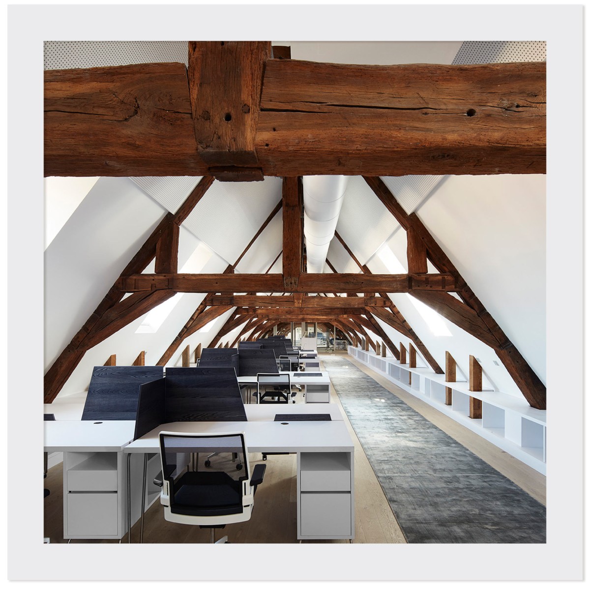 balenciaga-polaroid-ok