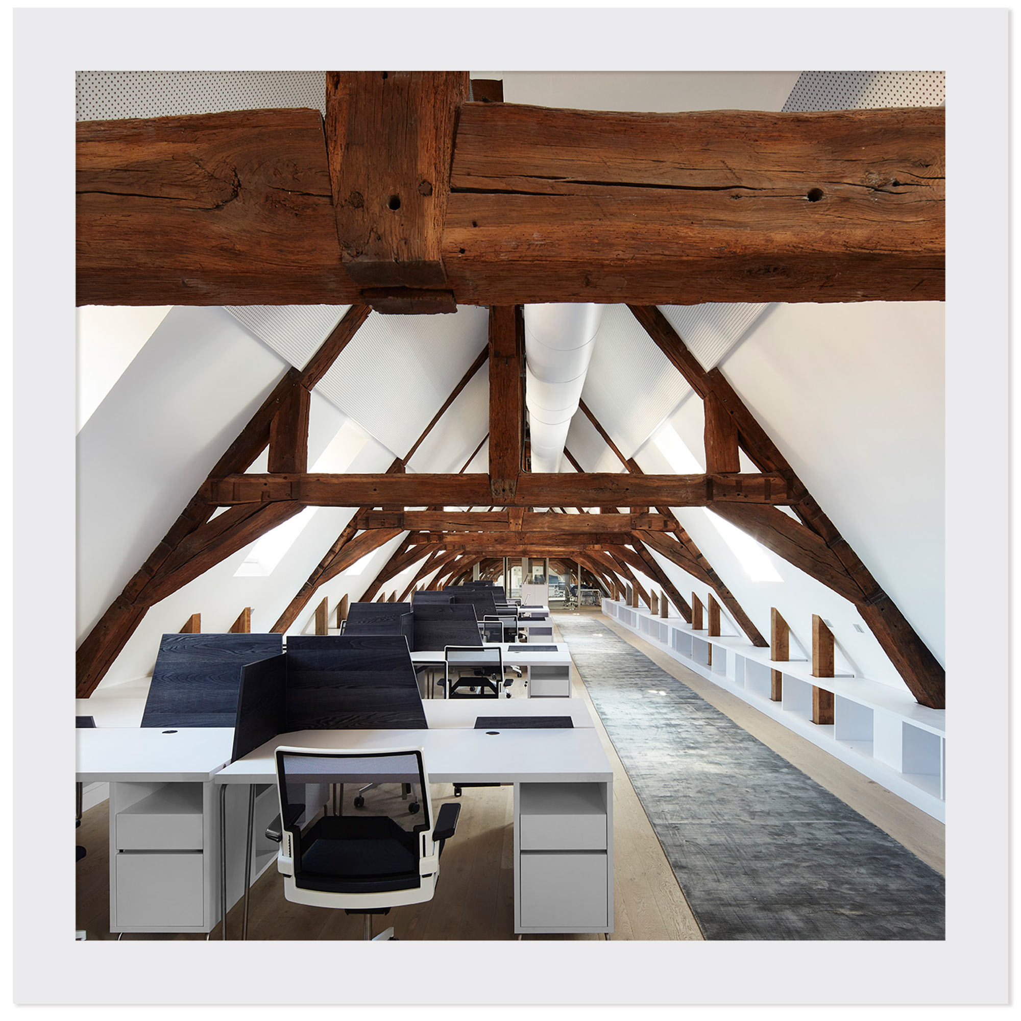 balenciaga-polaroid-ok