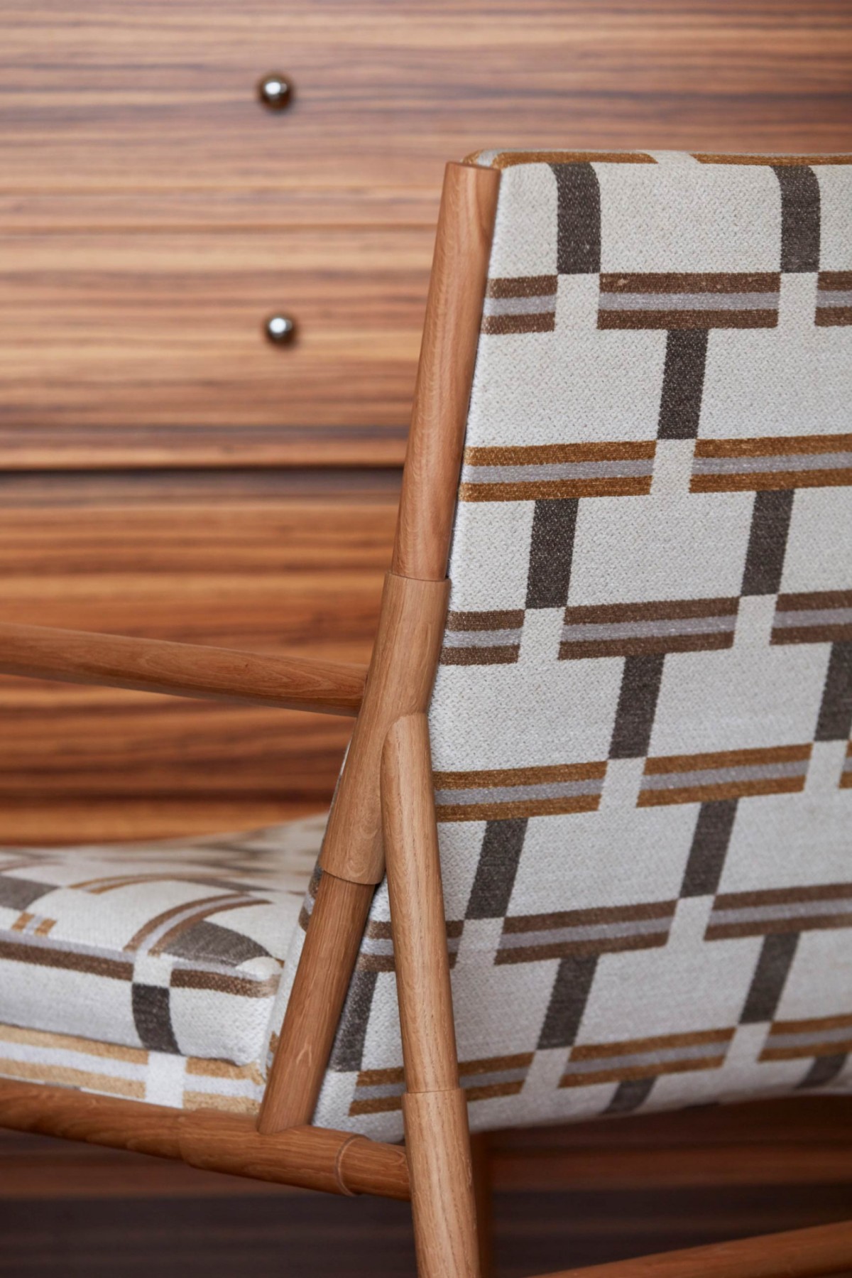 aplomb_002_brique_bruno-moinard_villa-cavrois_gaelle-le-boulicaut-2